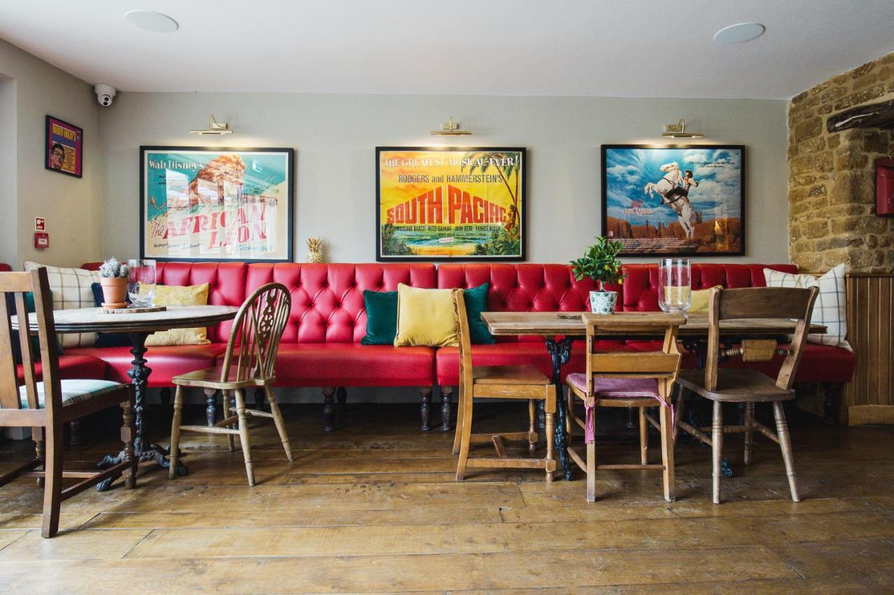 The George Inn Barford St Michael Экстерьер фото The interior of the restaurant