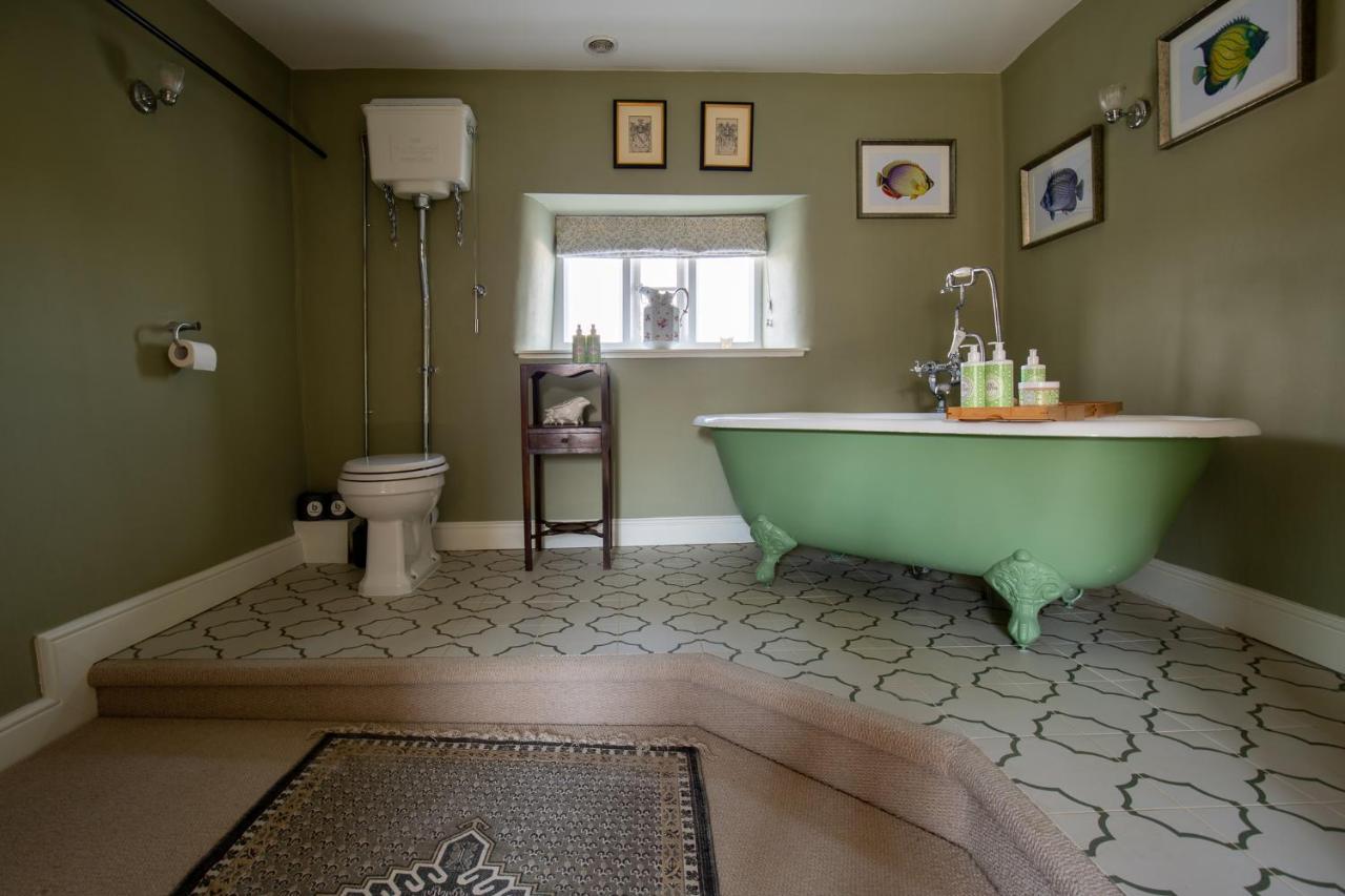 The George Inn Barford St Michael Экстерьер фото Bathroom