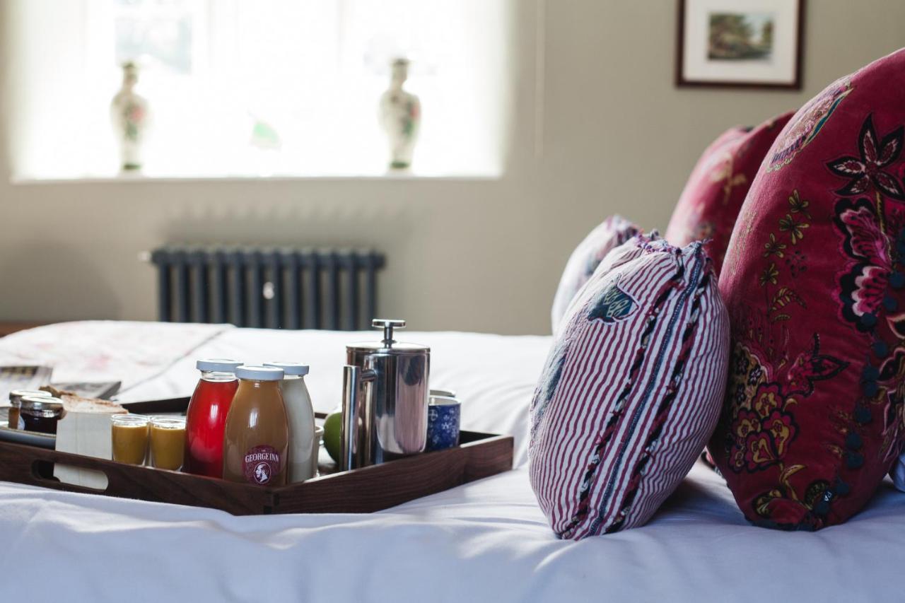 The George Inn Barford St Michael Экстерьер фото Room service